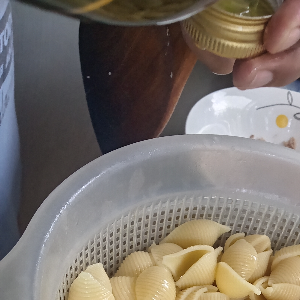 Cooking pasta