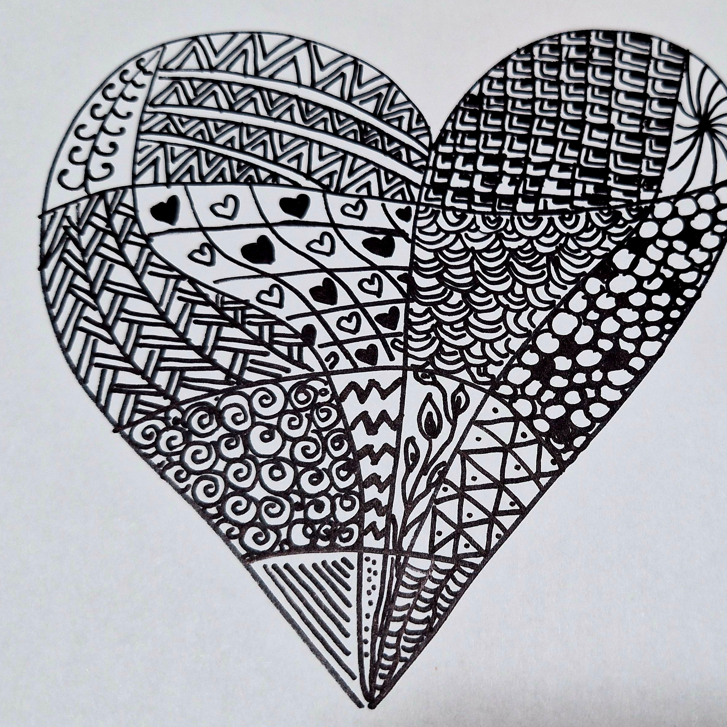Heart-shaped Zentangle