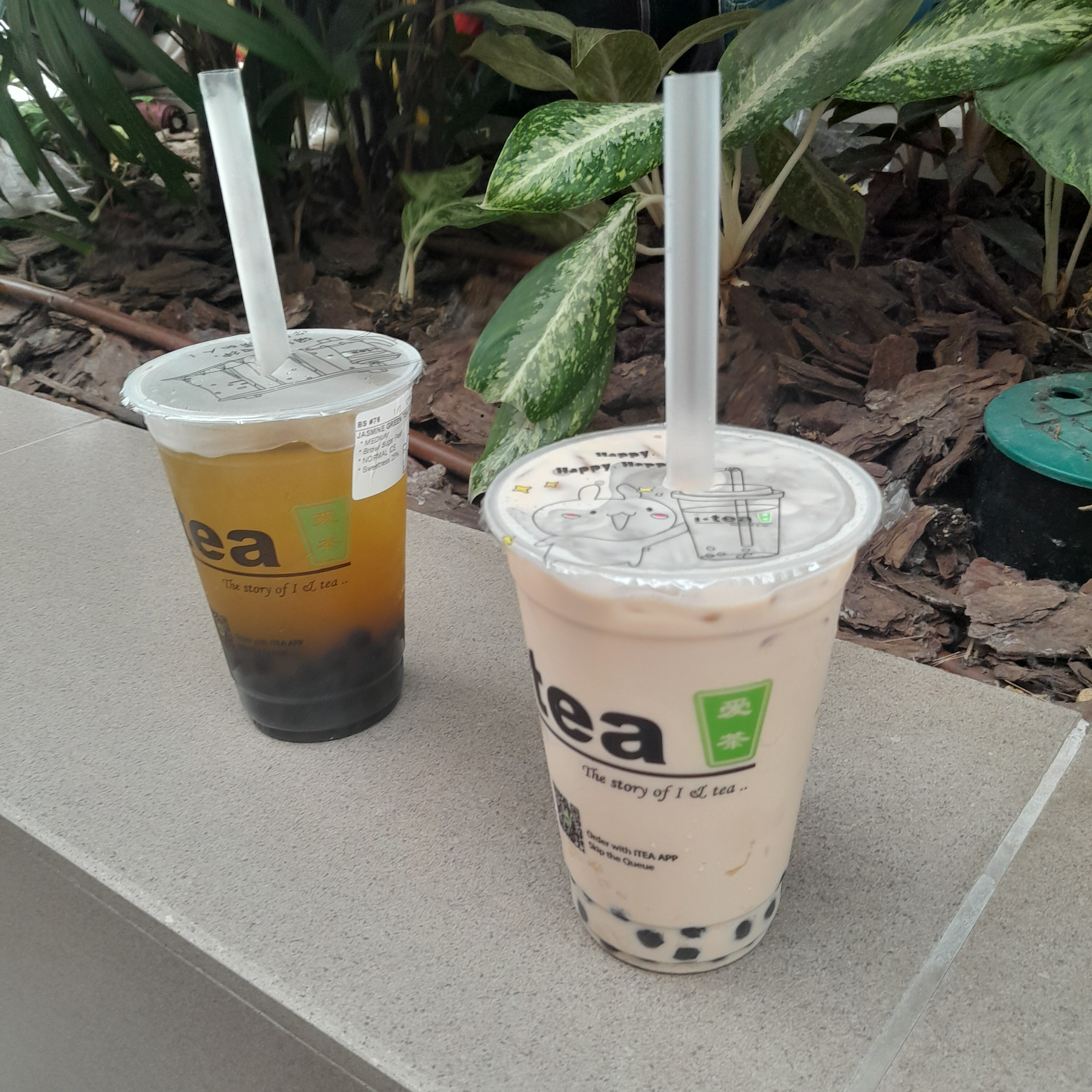 A pair of different flavours