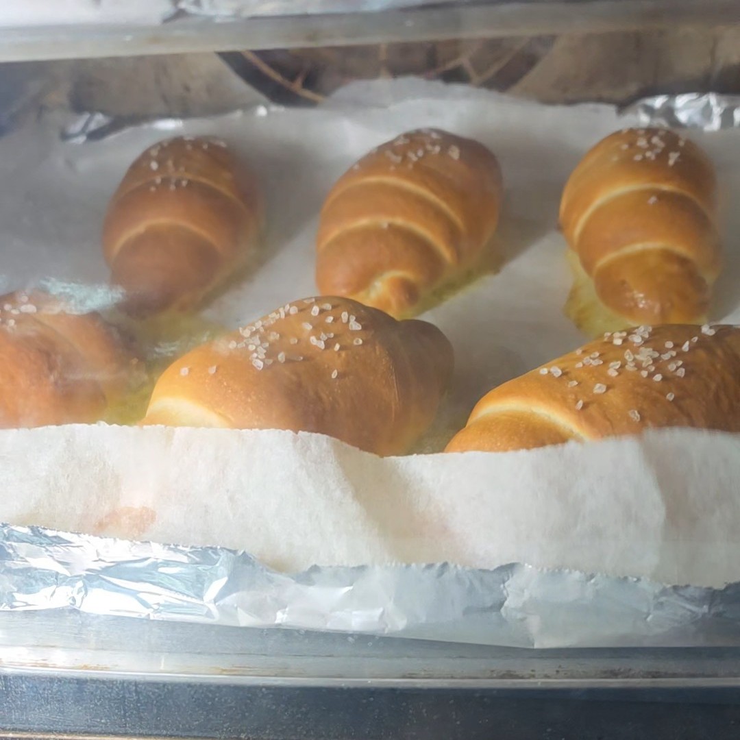 Sizzling buns
